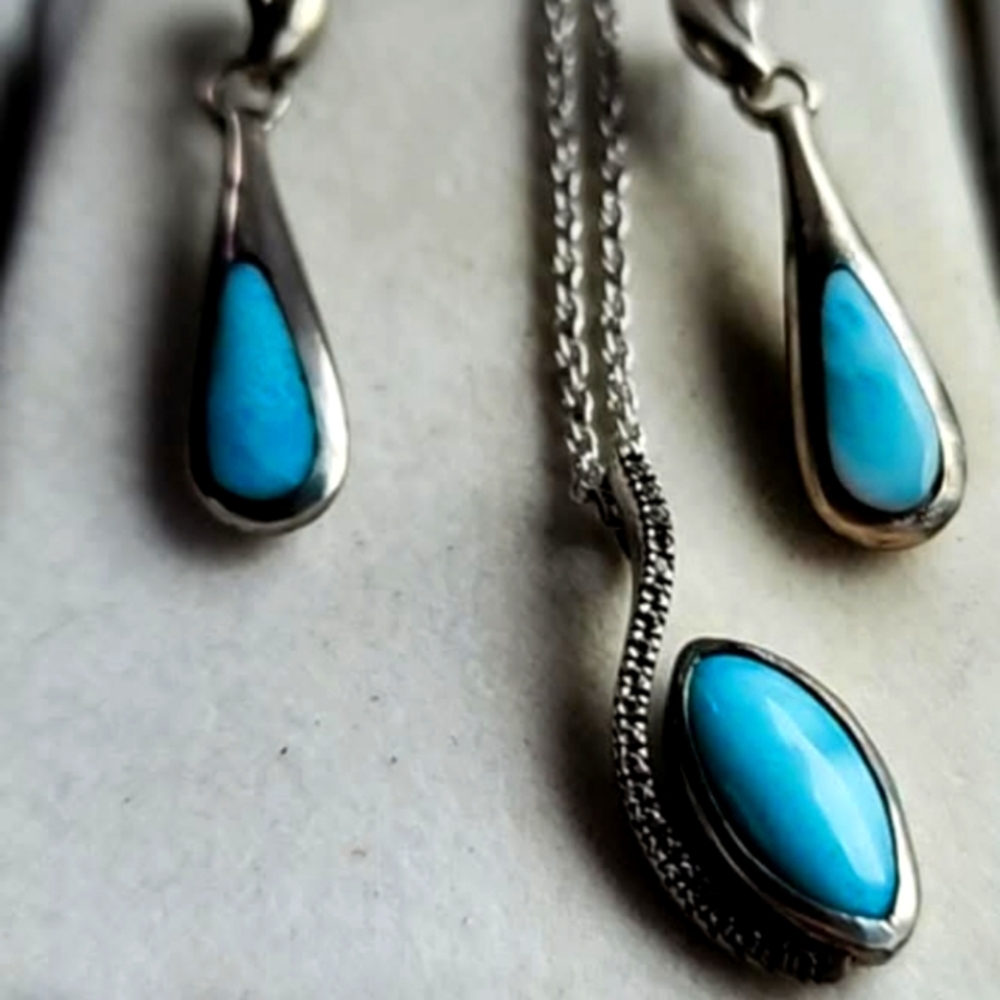 brand new wishbone diamond Larimar sterling silver necklace & earrings Stamped